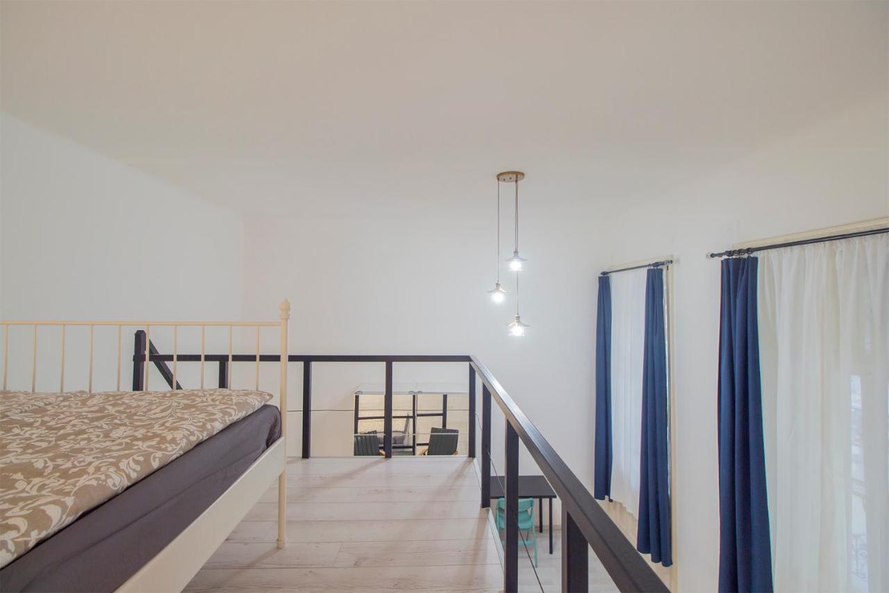 Industrial Double Loft Apartment Budapest Exterior foto